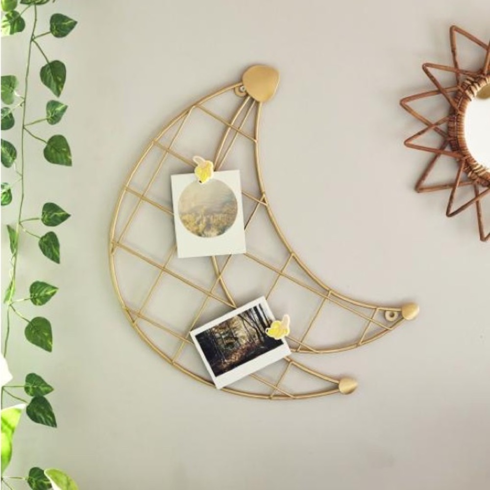 Urban outfitters banana wire photo grid